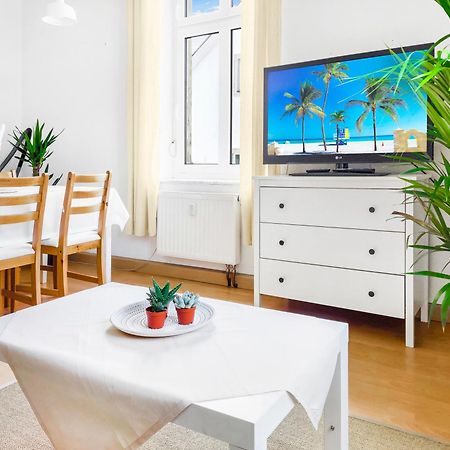 Bis 6 Personen - Helle, Ruhige Whg, 2 Baeder, Dd Neustadt, Top Lage Dresden Luaran gambar